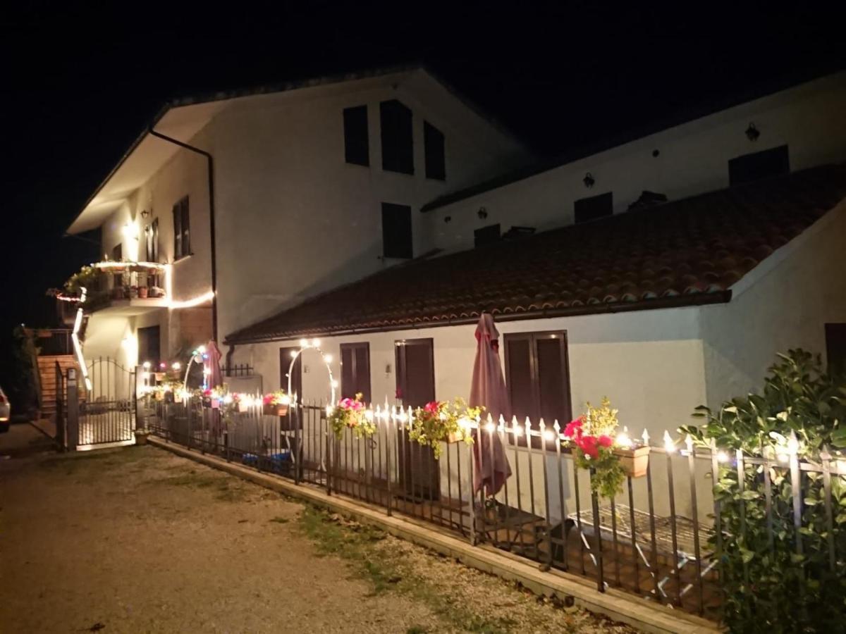 Affittacamere Alba Fiorita กัสตีลีโยเน ดิ ออร์ชา ภายนอก รูปภาพ